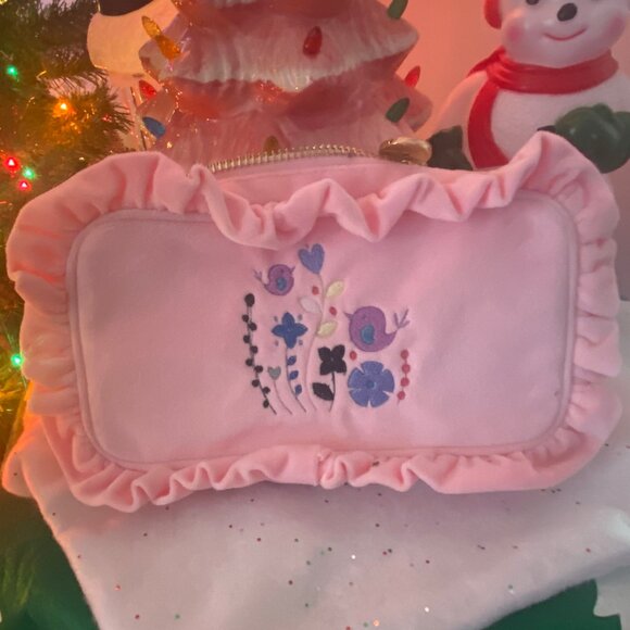 Stoney Clover Lane - Women's Velvet Ruffle Pouch - Small Embroidered Bird NWOT - Picture 3 of 8
